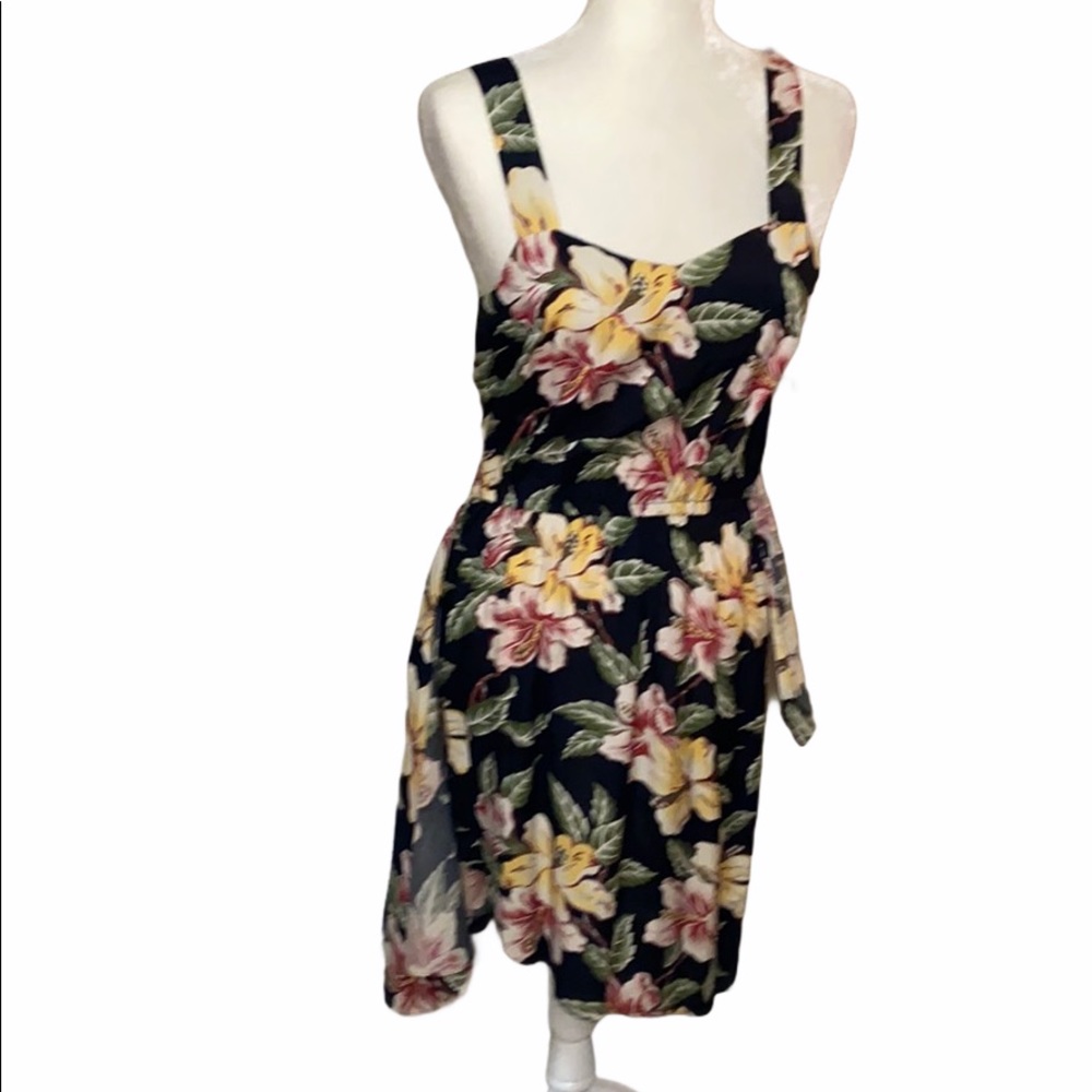 Pau Hana Hawaiian Dress